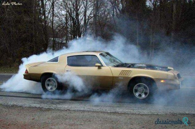 1980' Chevrolet Camaro photo #1