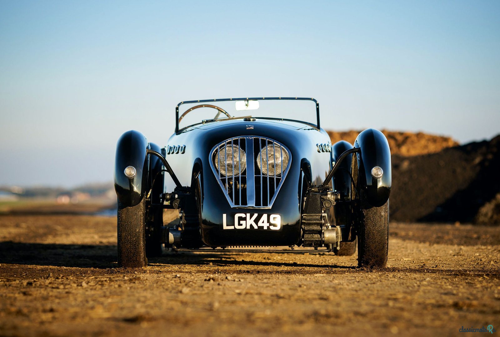 1950' Healey Silverstone photo #2