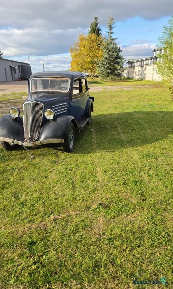 1935' Renault Celtaquatre photo #3