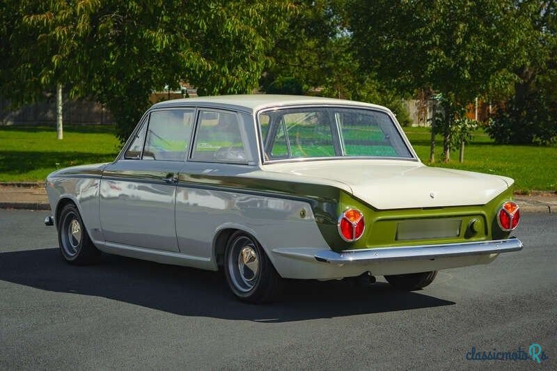 1963' Ford Mk 1 Lotus Cortina Replica photo #4