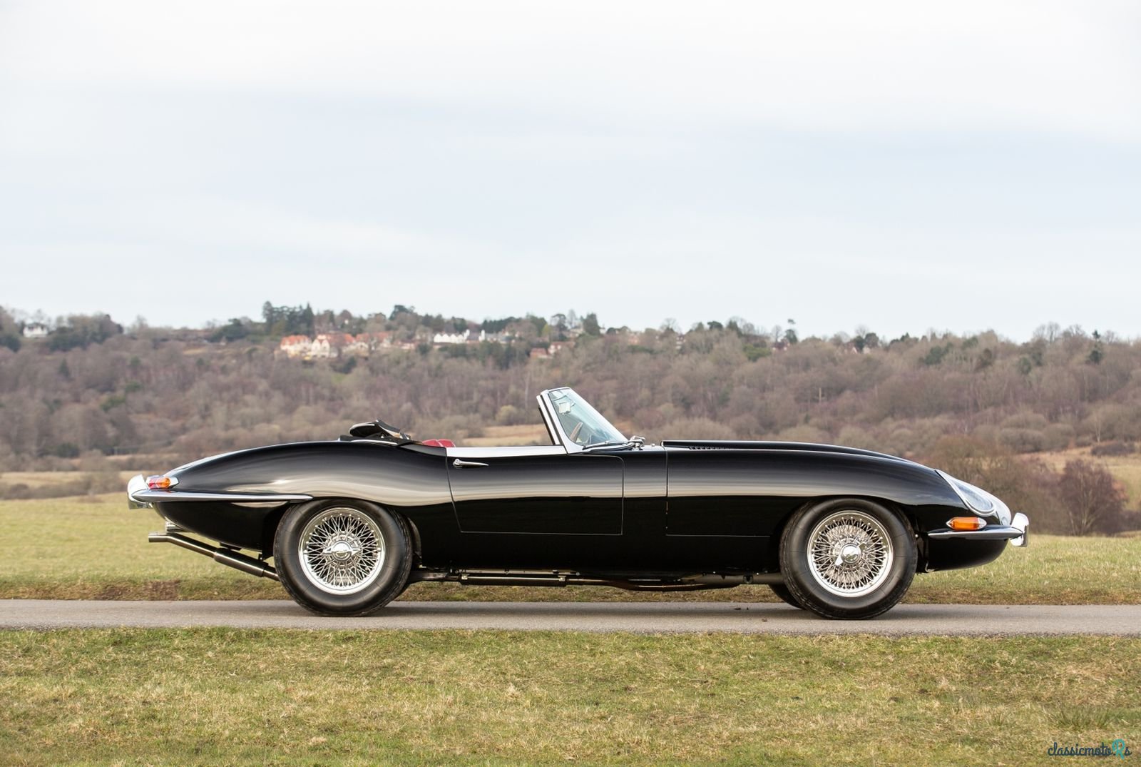 1964' Jaguar E-Type Series One photo #2