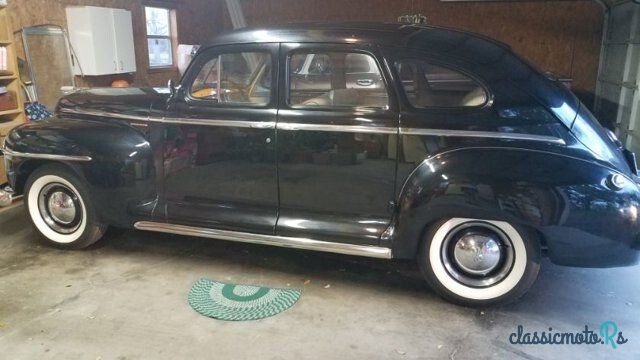 1948' Plymouth Special Deluxe photo #2