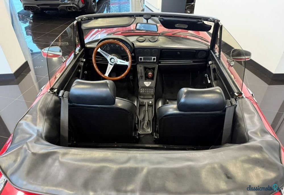 1988' Alfa Romeo Spider 1.6 photo #6