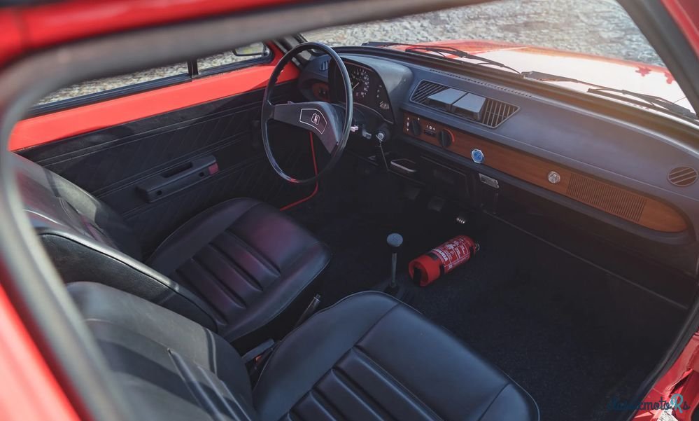1978' Volkswagen Polo 1.0 C photo #5