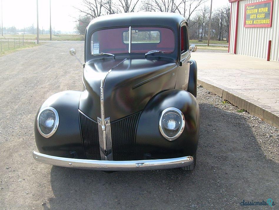 1940' Ford Pickup photo #3