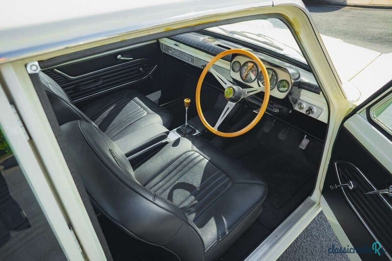 1963' Ford Mk 1 Lotus Cortina Replica photo #2