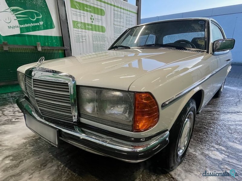 1980' Mercedes-Benz W123 zum Verkauf. Polen