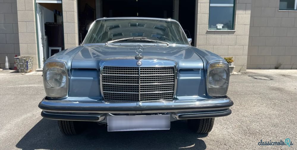 1990' Mercedes-Benz W123 260 Ce photo #2