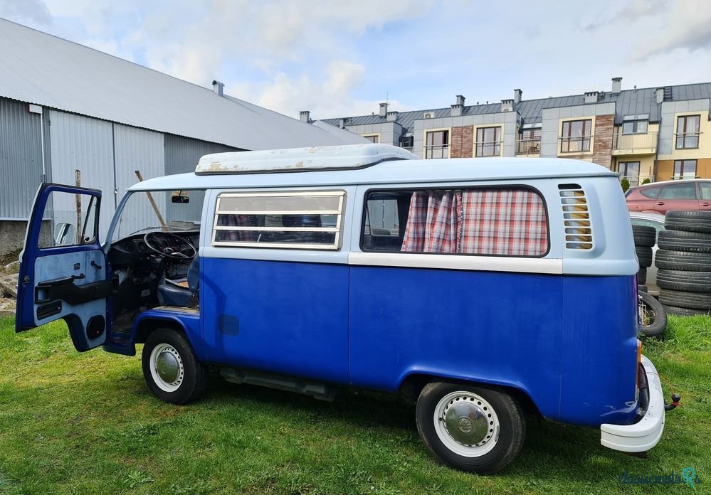 1973' Volkswagen Transporter photo #2