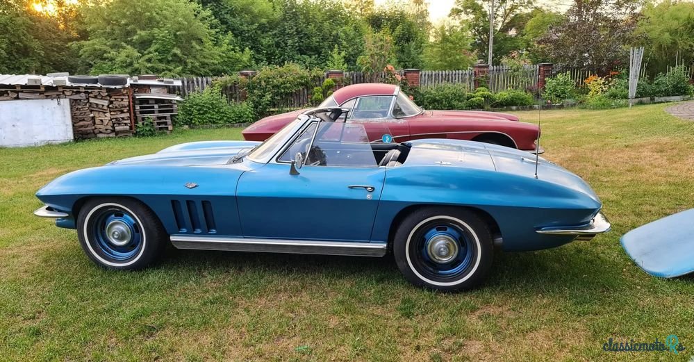 1965' Chevrolet Corvette photo #4