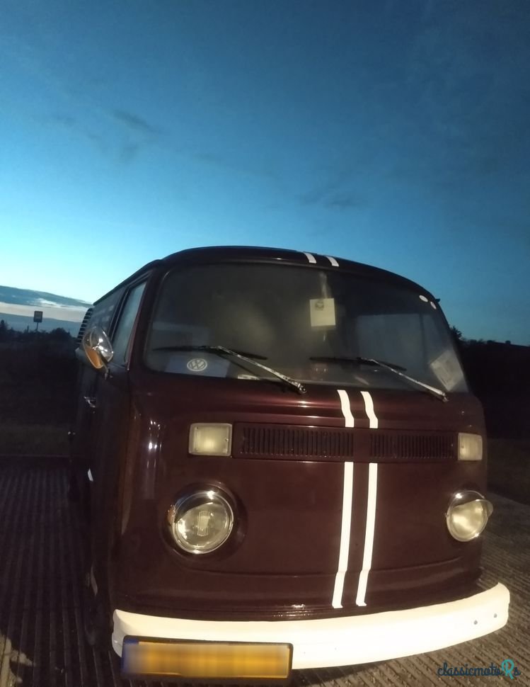 1977' Volkswagen Transporter photo #3