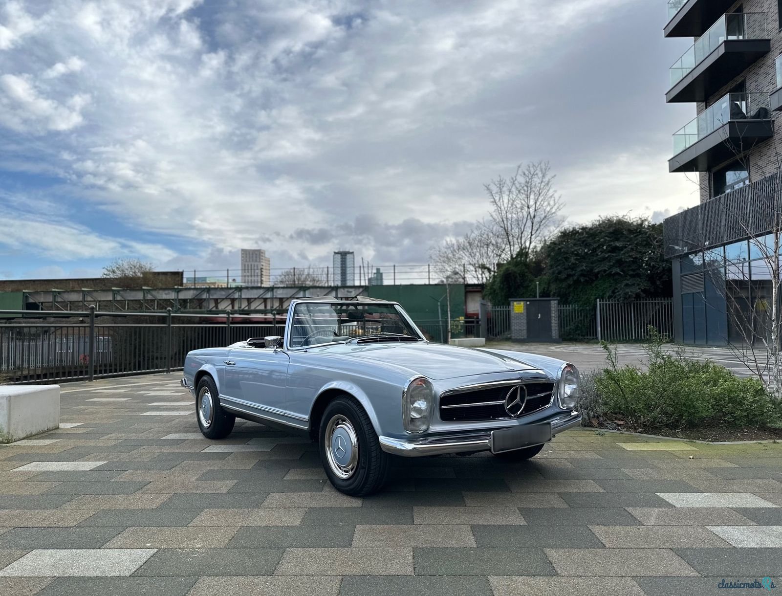 1969' Mercedes-Benz 280 Sl Pagoda photo #3