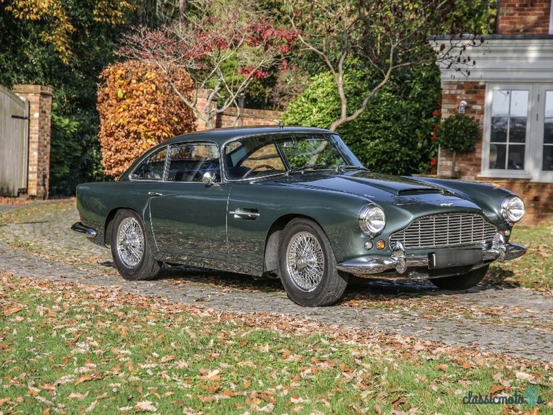 1962' Aston Martin DB4 Series Iv photo #1