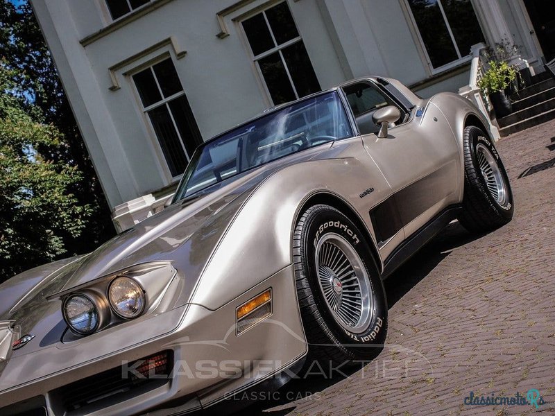 1982' Chevrolet Corvette photo #6