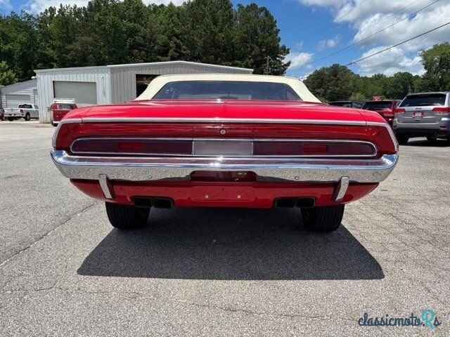 1970' Dodge Challenger photo #4