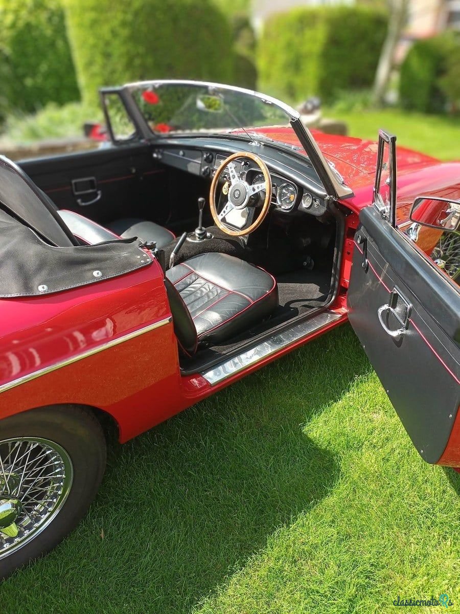 1966' MG MGB photo #4