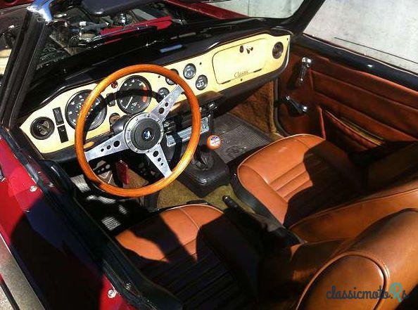 1972' Triumph TR6 Cabrio / Roadster photo #1