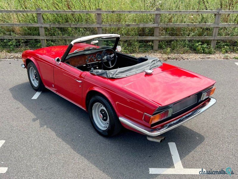 1975' Triumph TR6 photo #5