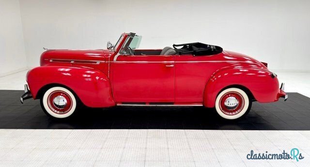 1940' Dodge Luxury Liner photo #4