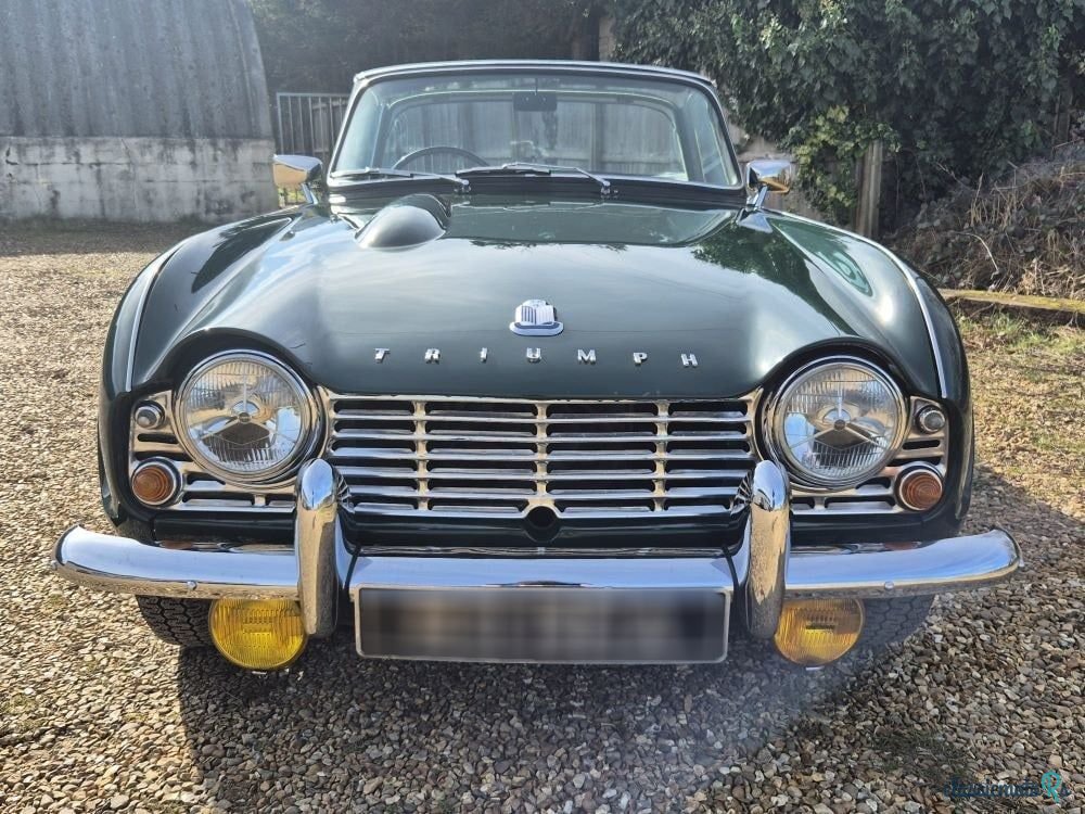 1964' Triumph TR4 photo #4