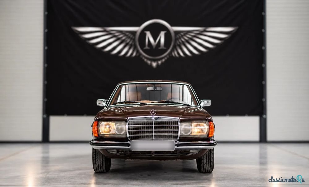 1979' Mercedes-Benz W123 photo #3