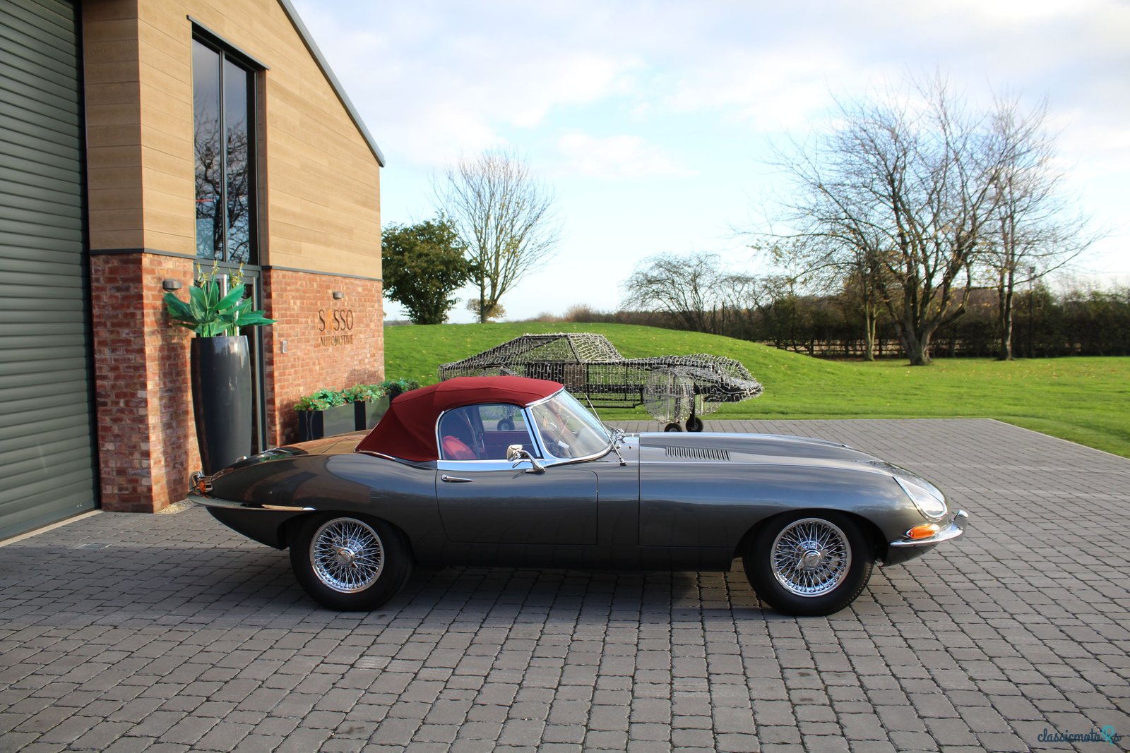 1965' Jaguar E-Type photo #2