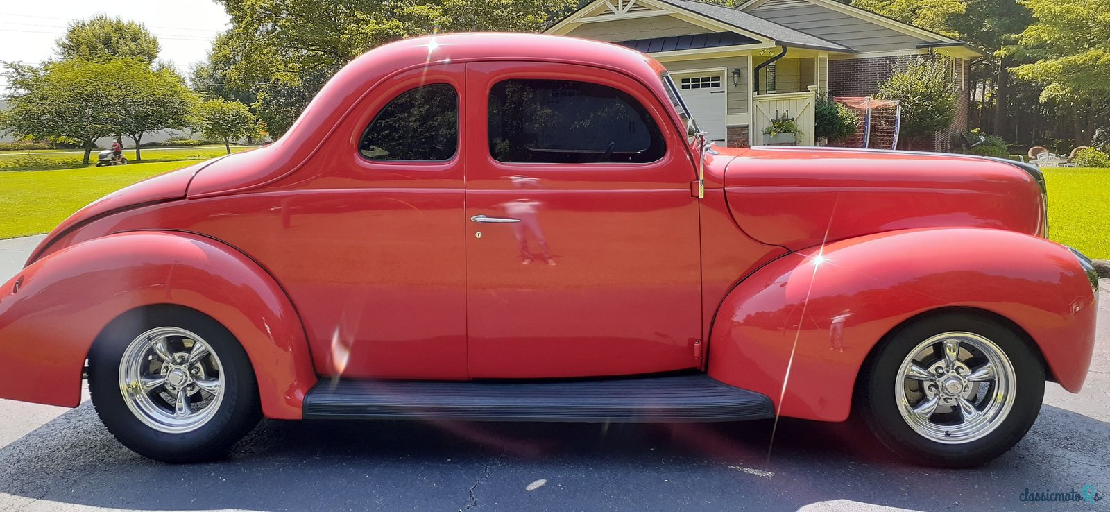 1940' Ford Deluxe photo #5