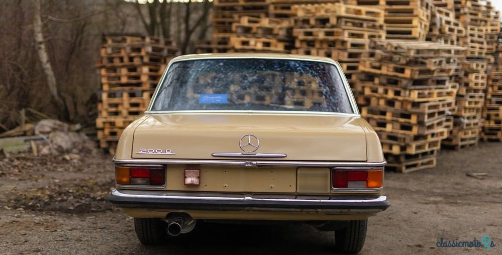 1973' Mercedes-Benz W115 200D photo #5