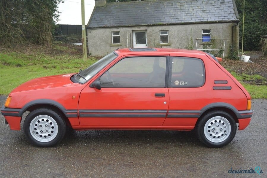 1987' Peugeot 205 photo #2
