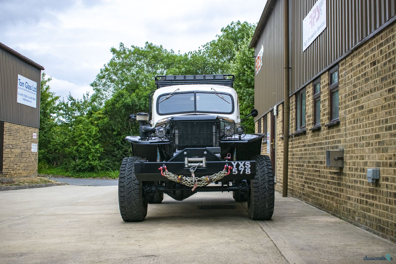 1941' Dodge Carryall photo #6