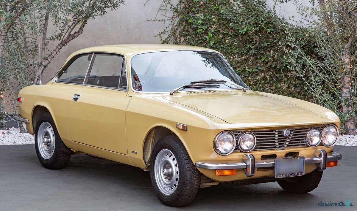 1973' Alfa Romeo Gtv 2000 photo #1
