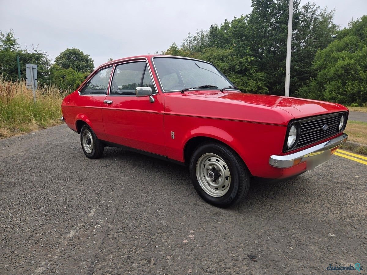 1977' Ford Escort photo #2
