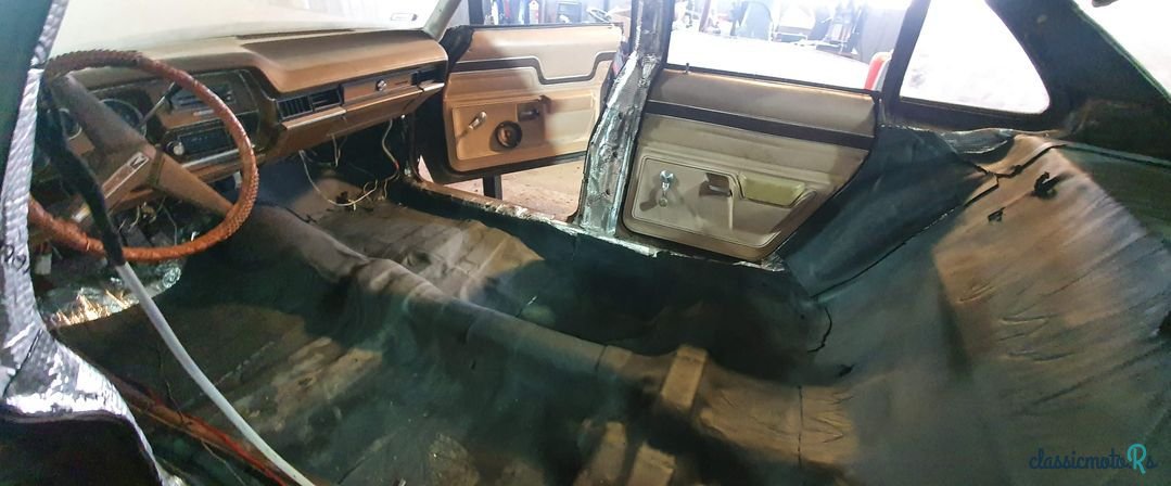 1977' Pontiac Le Mans photo #6