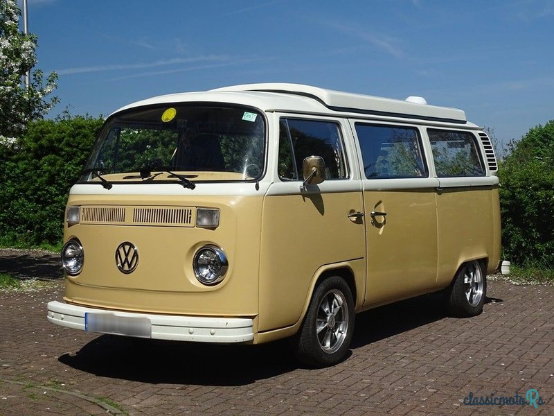 1978' Volkswagen Type 2 photo #3