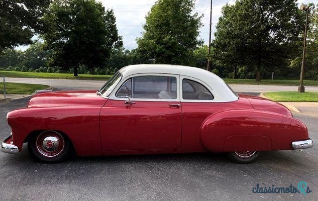 1949' Chevrolet Styleline photo #2