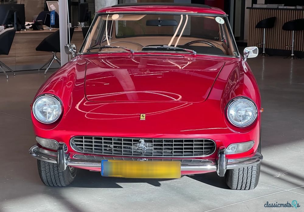 1967' Ferrari 330 photo #2