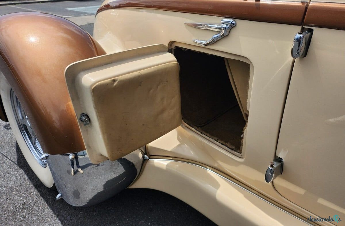 1970' Auburn 852 Speedster photo #3