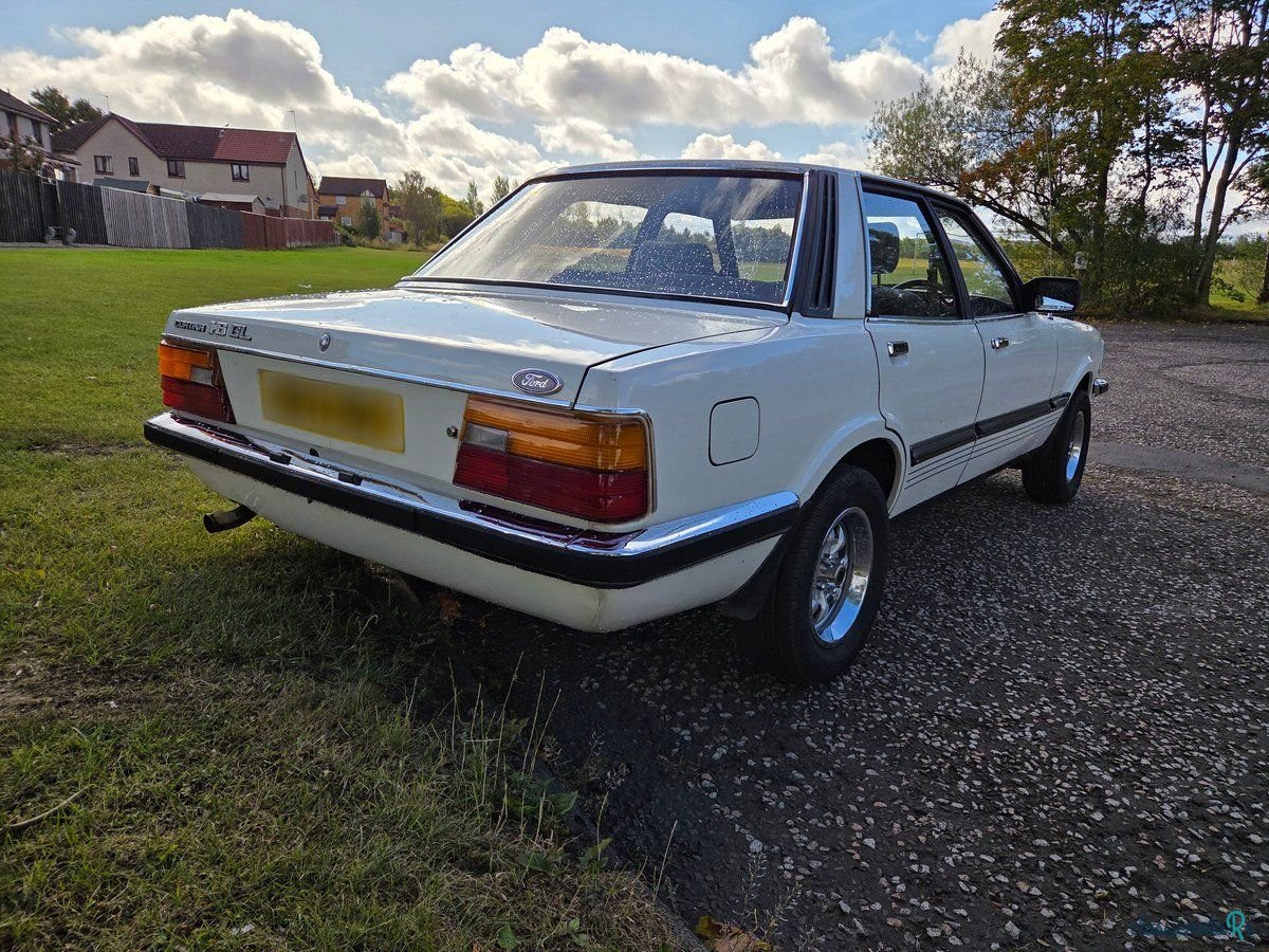 1982' Ford Cortina photo #3