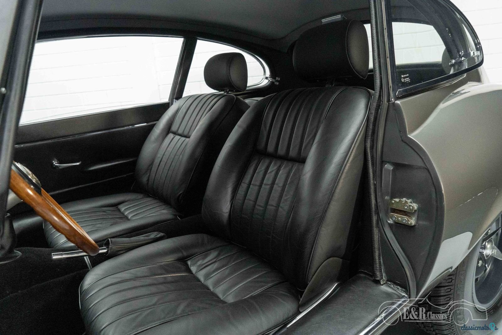 1966' Jaguar E-Type photo #5