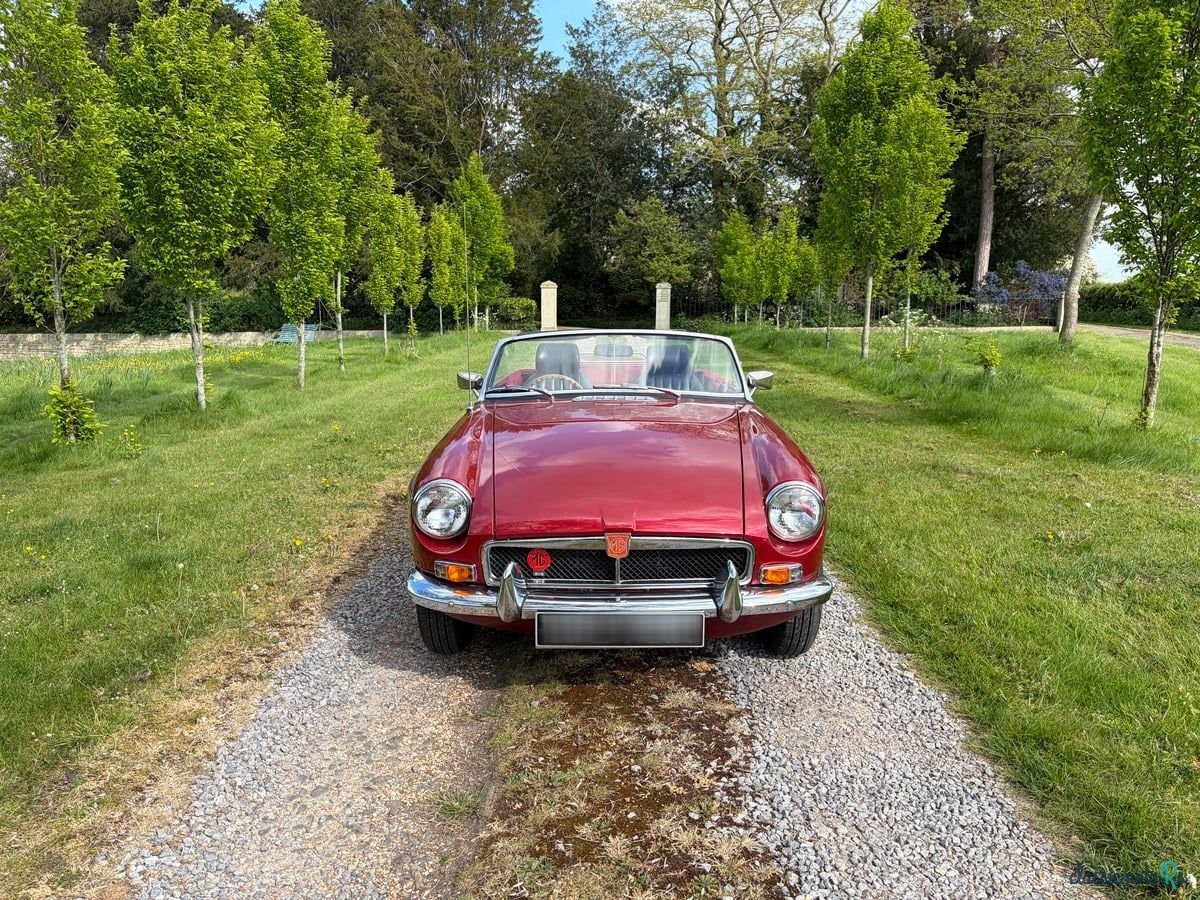 1974' MG MGB photo #3