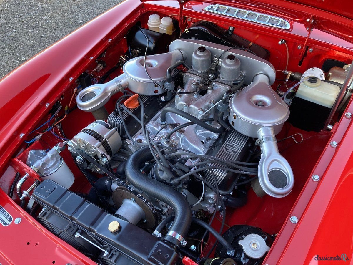 1976' MG MGB photo #5