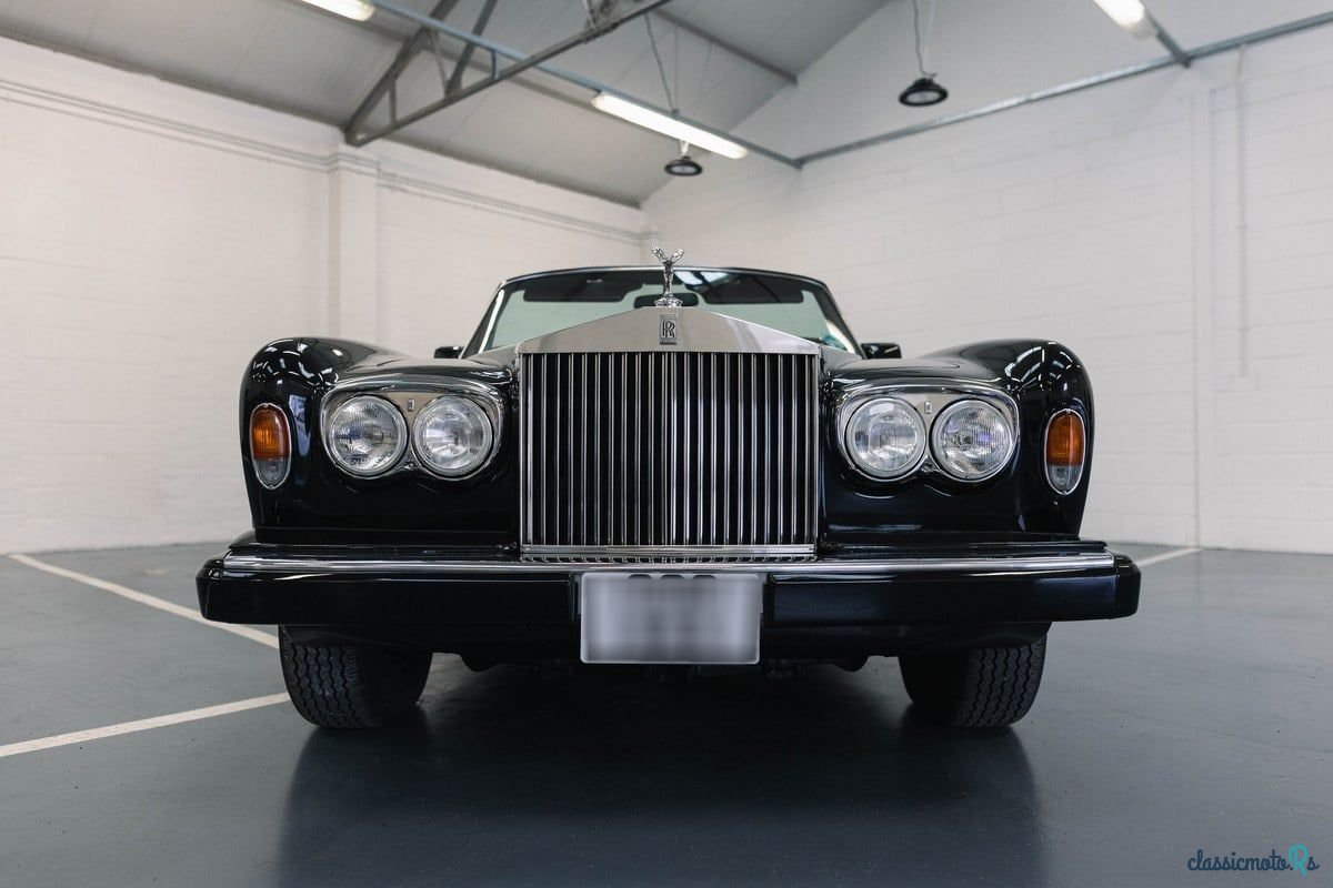 1989' Rolls-Royce Corniche photo #4
