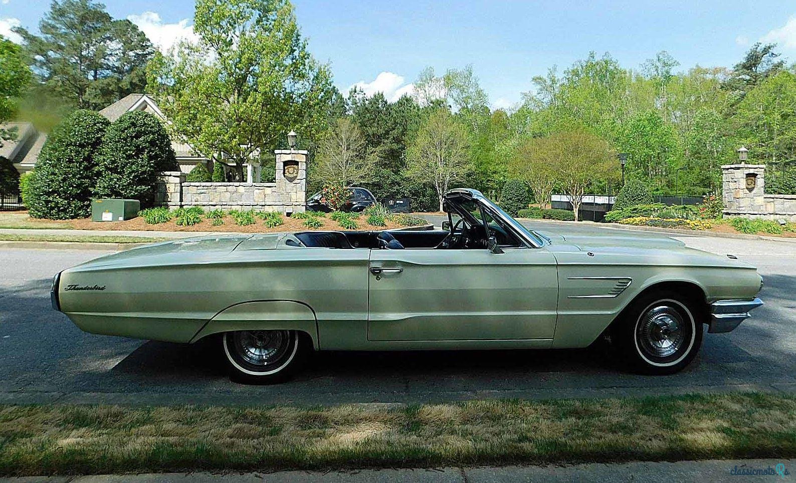 1965' Ford Thunderbird photo #2