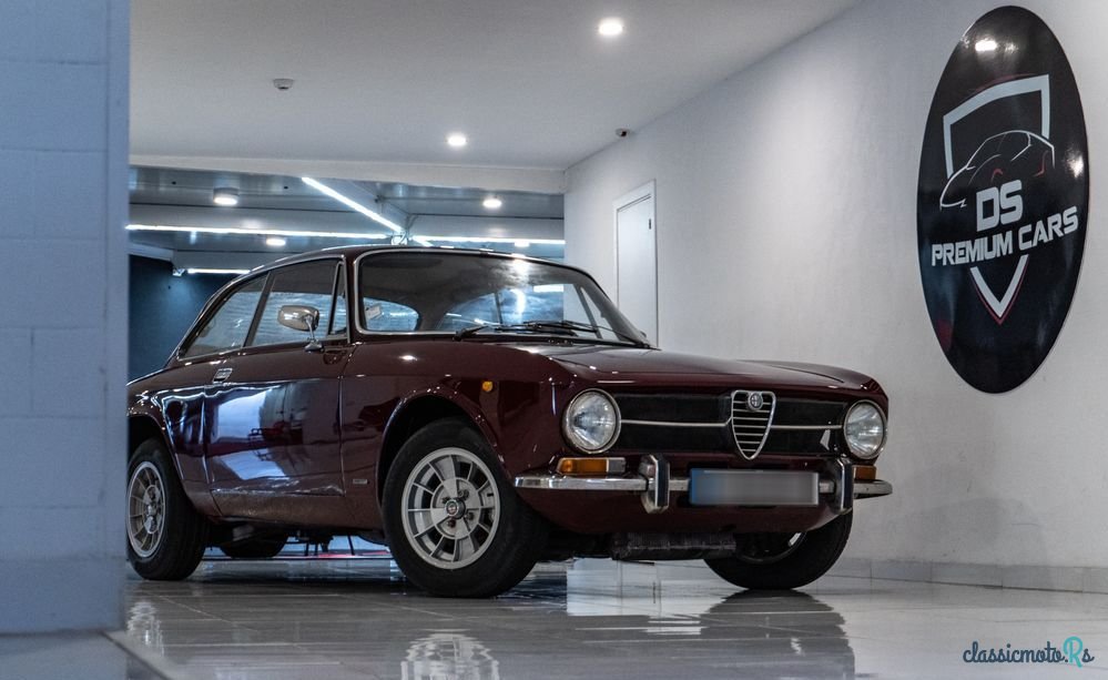 1972' Alfa Romeo Giulia photo #1