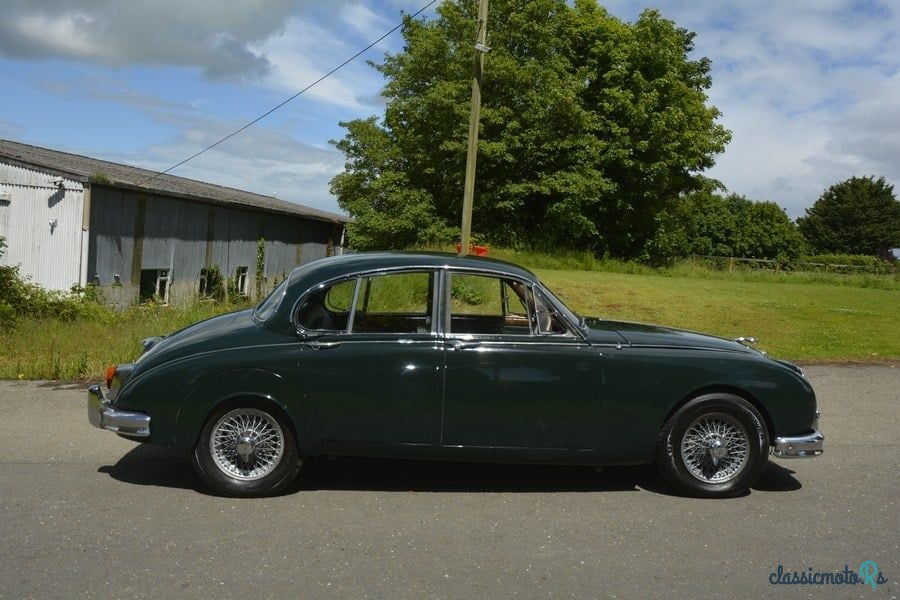 1966' Jaguar Mark 2 photo #3