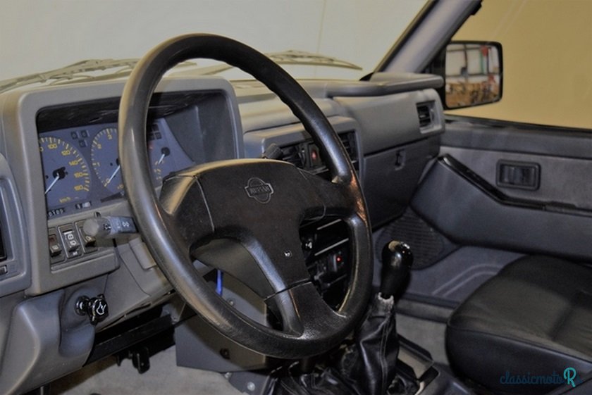 1990' Nissan Patrol photo #4