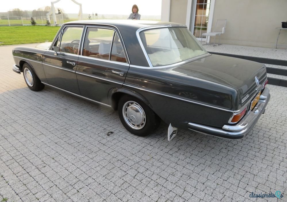 1969' Mercedes-Benz 280 photo #6