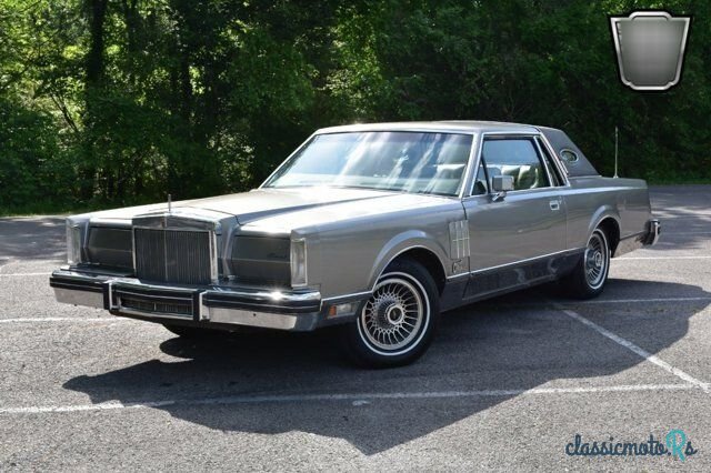 1981' Lincoln Mark VI photo #2