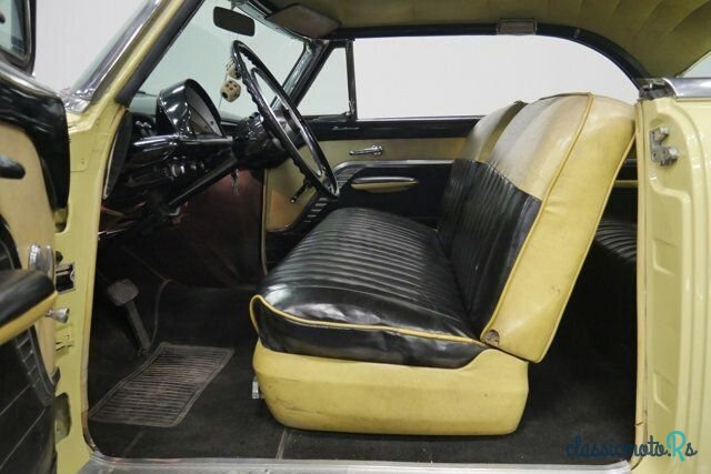 1953' Mercury Monterey photo #3