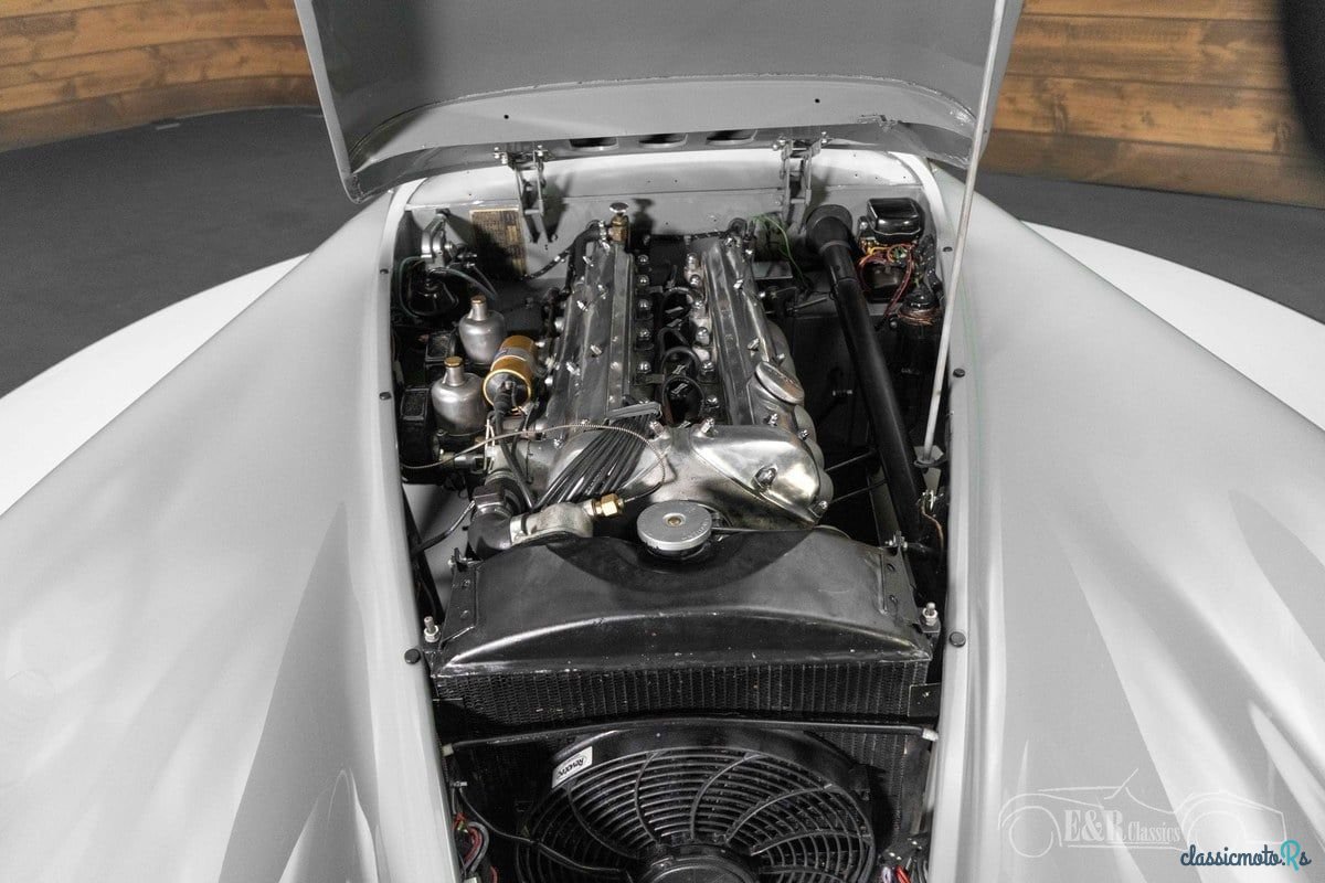 1953' Jaguar Xk120 photo #4